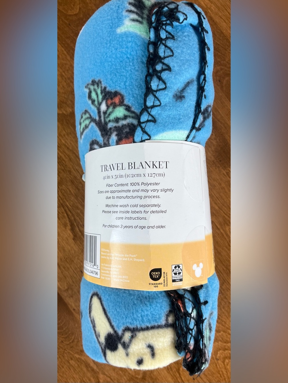 Disney Winnie the Pooh Travel Blanket NEW - Picture 3 of 4